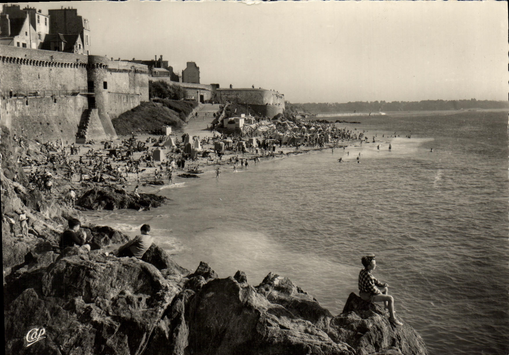 MODERN CARD Holy Malo the Beach of Bonsecours