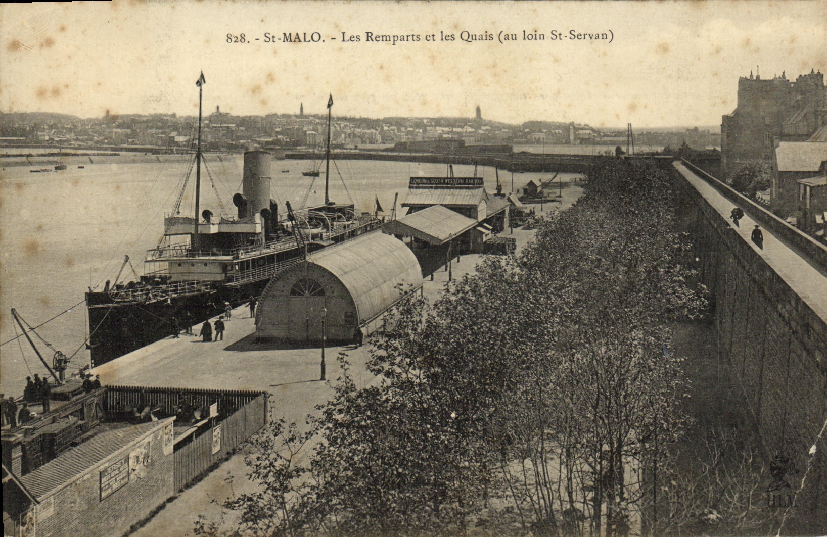 VINTAGE POSTCARD Holy Malo walls and Quays with far St Servan Boat