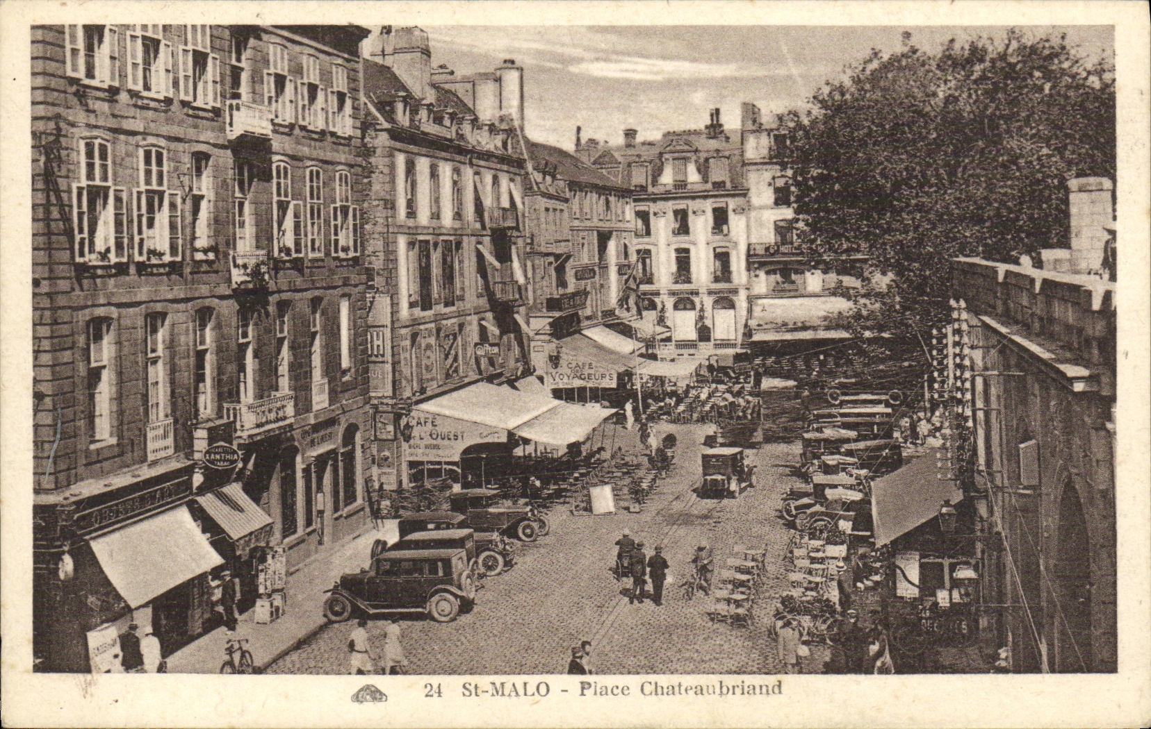 VINTAGE POSTCARD Saint Malo Places Chateaubriant