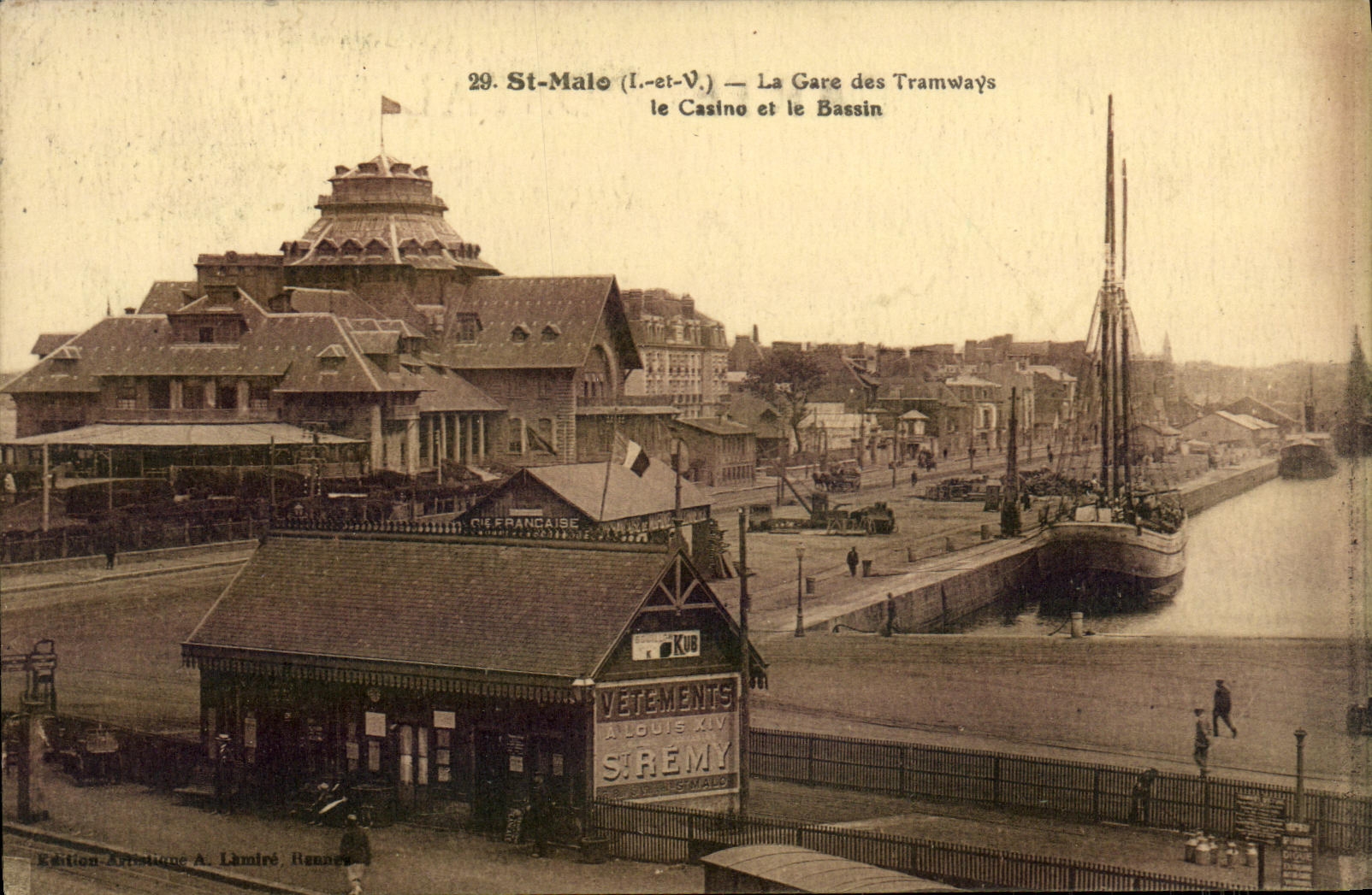 CPA St Malo La Gare Des Tramways Le Casino et le Bassin Bateau