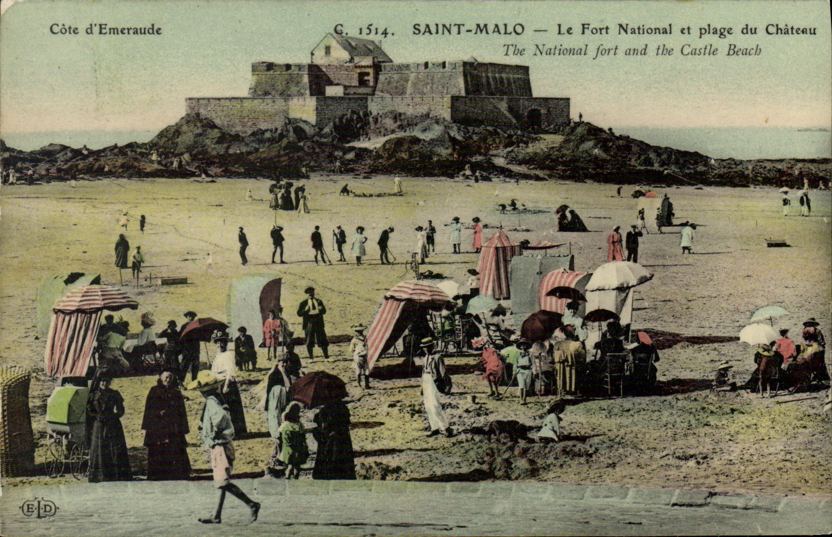 VINTAGE POSTCARD St Malo the Strong National and beach of the castle