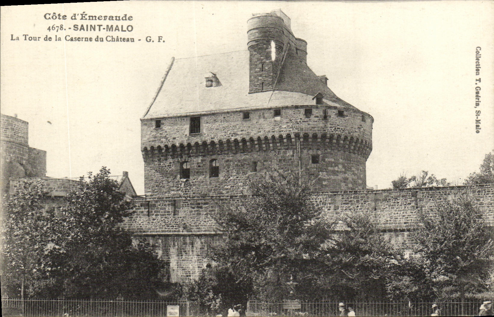 VINTAGE POSTCARD Holy Malo the tower of the barracks of the castle