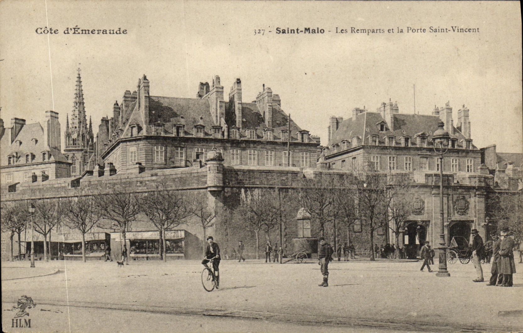 CPA Saint Malo Les Remparts et la Porte Saint Vincent