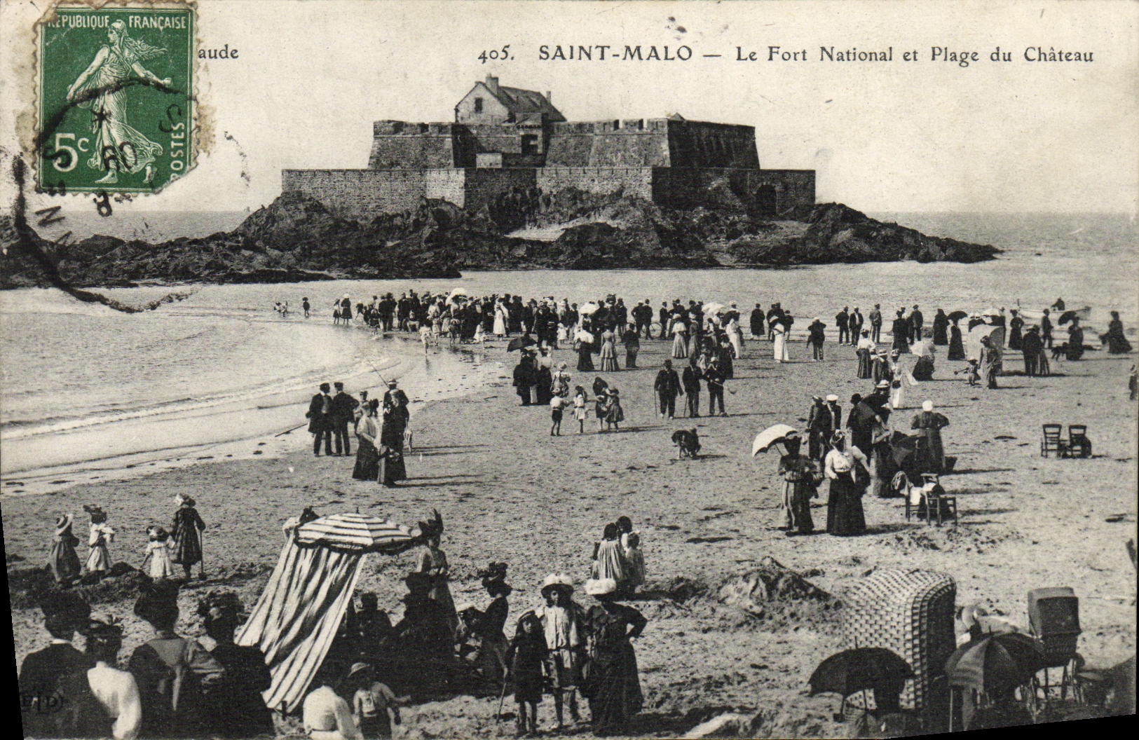 VINTAGE POSTCARD Holy Malo the Strong National and Beach of the Castle