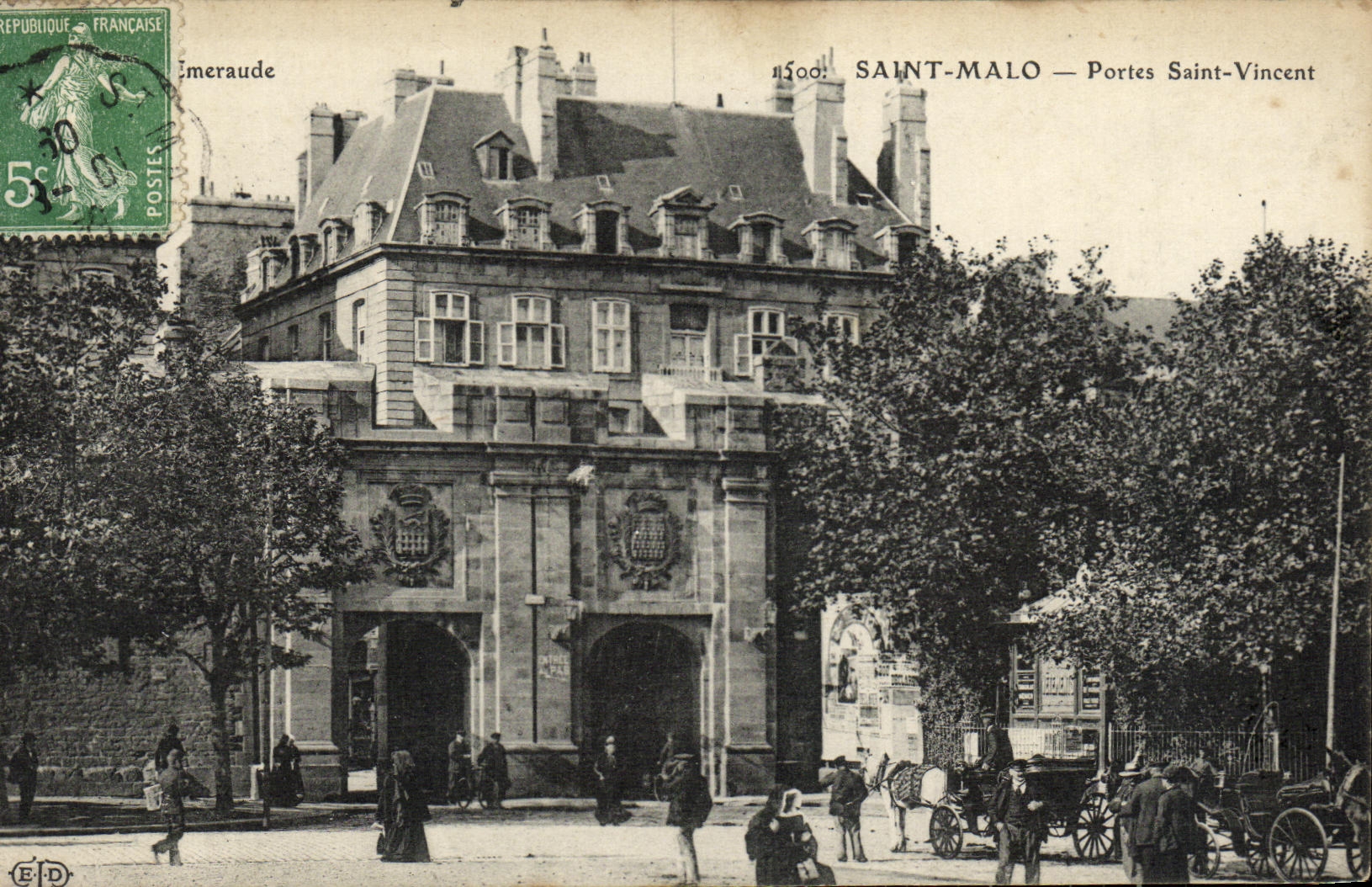 VINTAGE POSTCARD Holy Malo Gates Vincent Saint