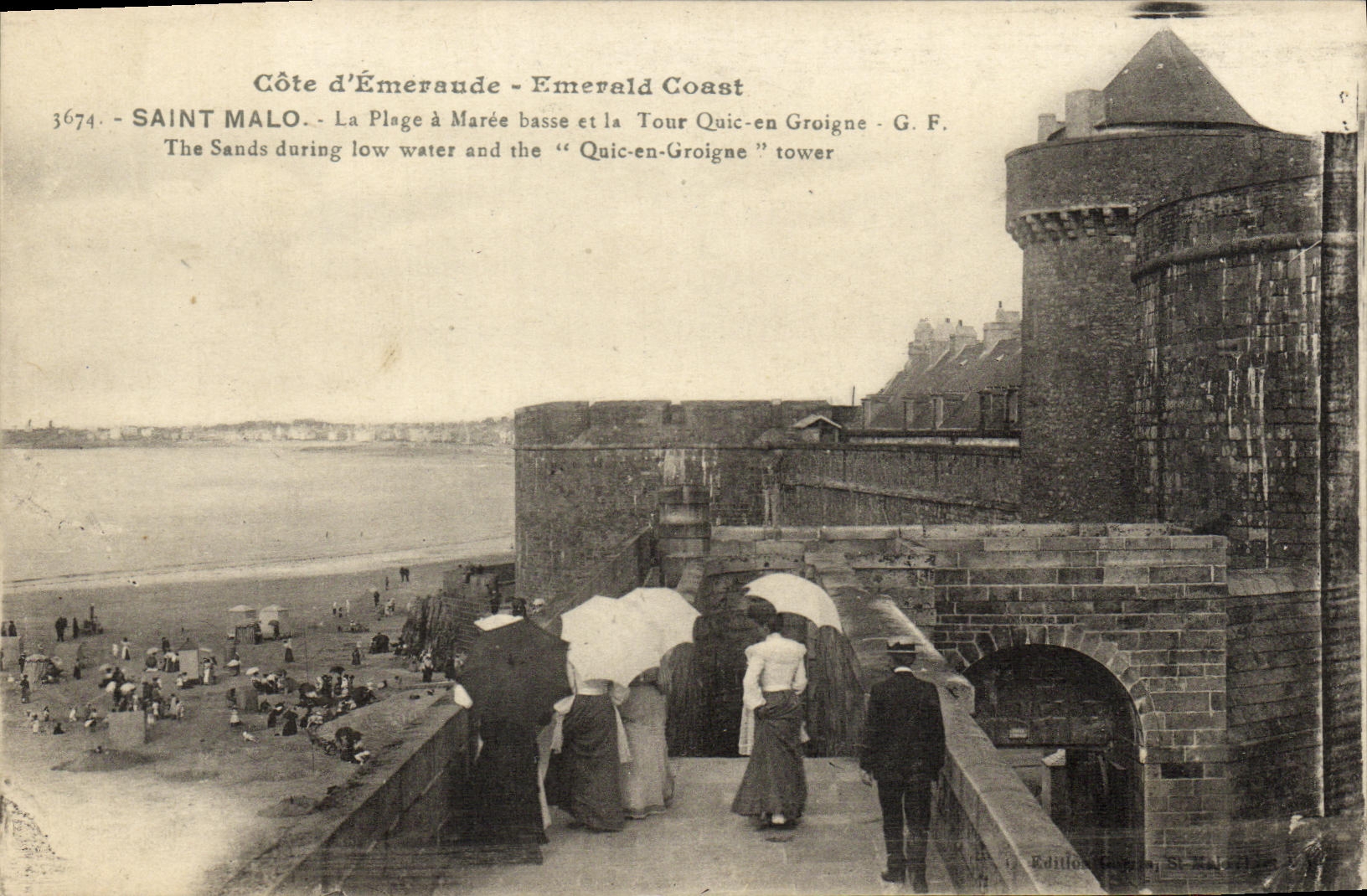 VINTAGE POSTCARD Saint Malo the beach has low tide and the Quic tower in Grogne