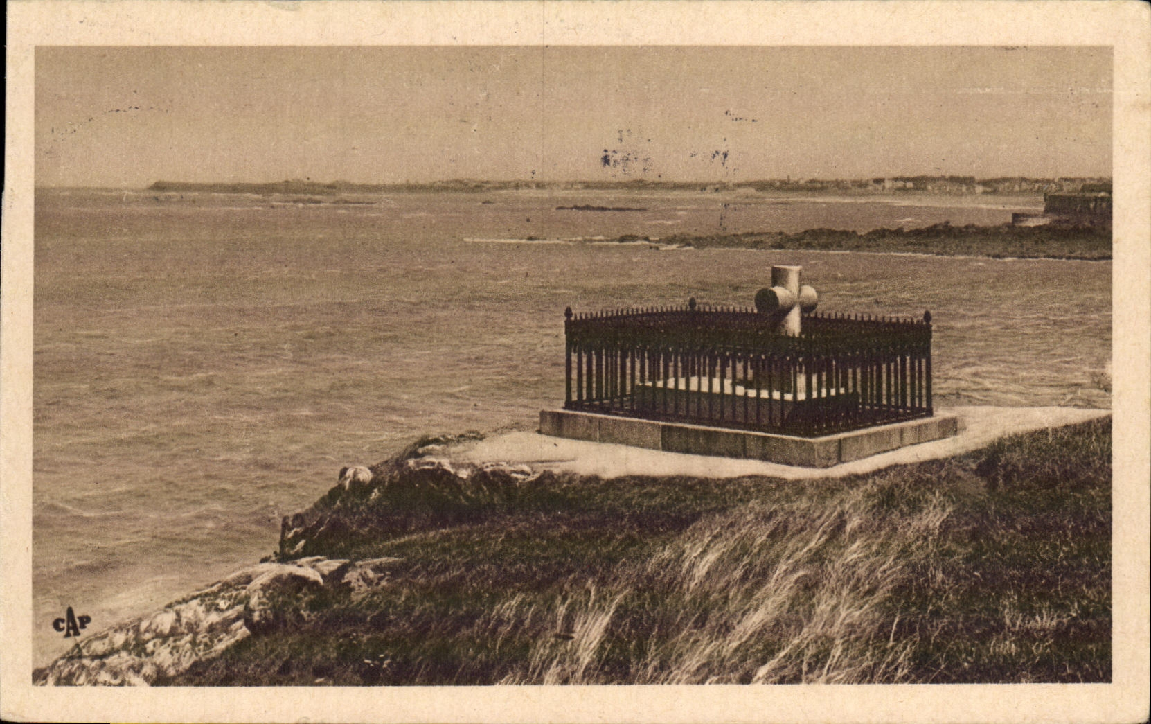 CPA St Malo Tombeau de Chateaubriand