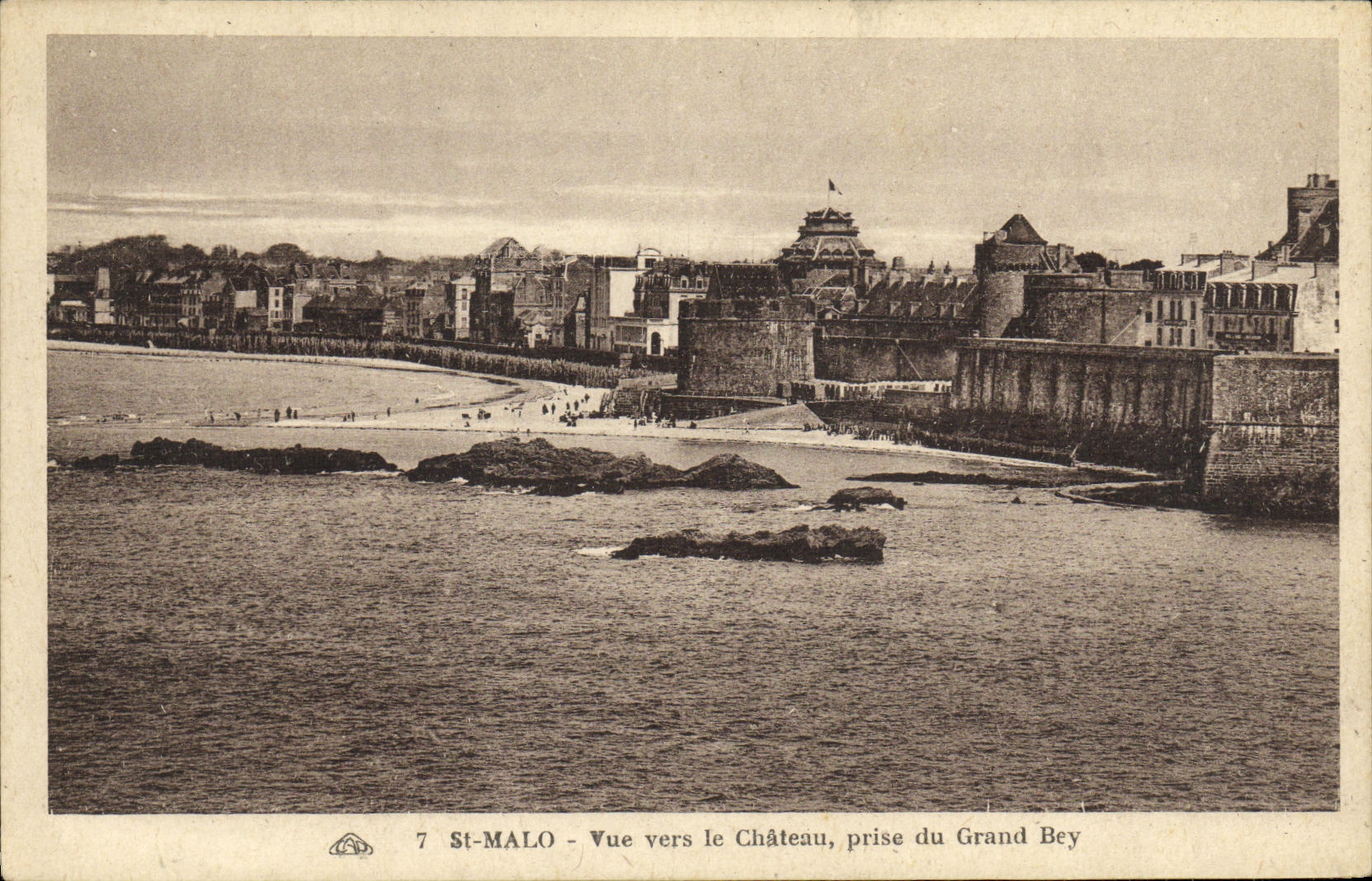 VINTAGE POSTCARD Holy Malo Seen towards the Castle Taken of Large