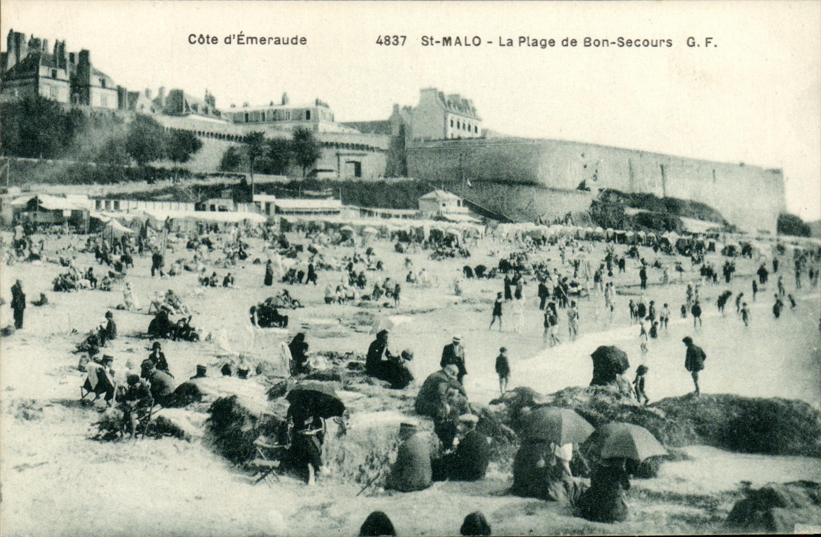 CPA Saint Malo La Plage De Bon Secours