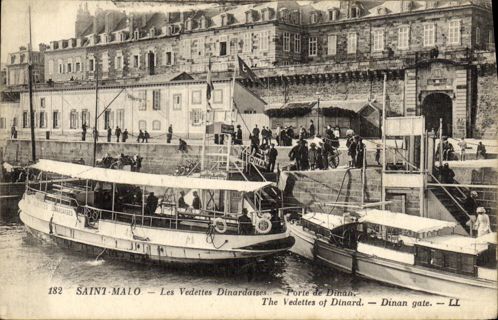 VINTAGE POSTCARD Saint Malo the Dinardaises High speed motorboats Carries of Dinan Bateaux