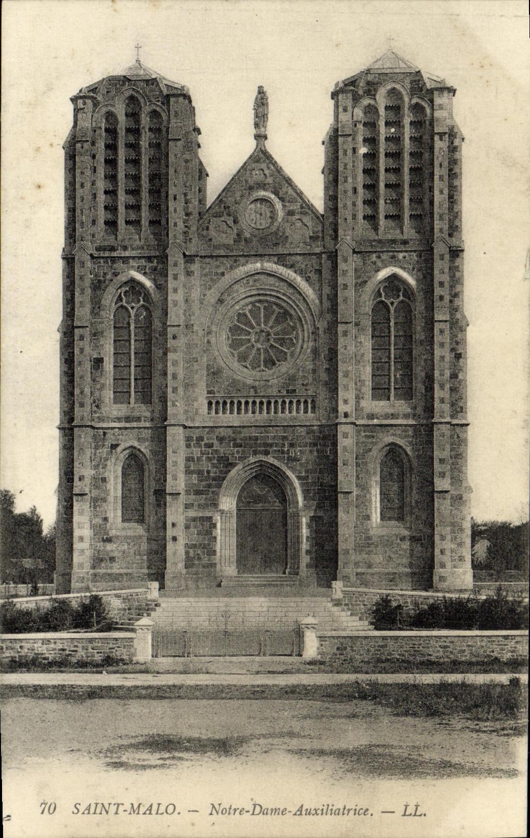 VINTAGE POSTCARD Holy Malo Notre Dame Auxiliatrice