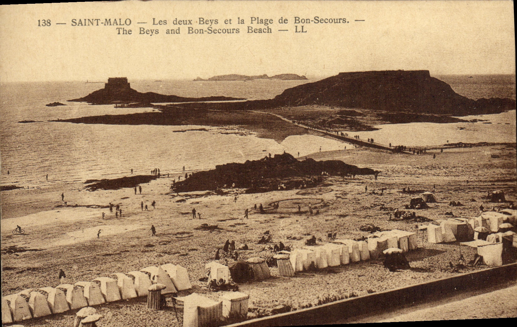 VINTAGE POSTCARD Holy Malo two Beys and the beach of Good Help