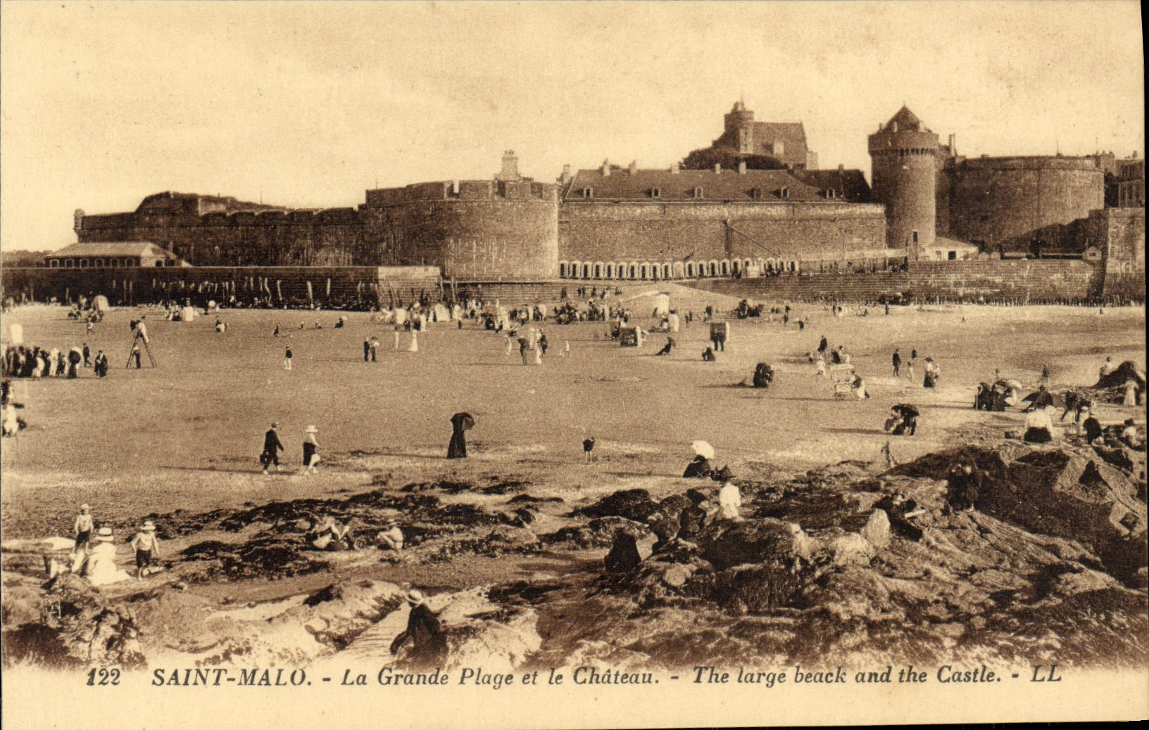 CPA Saint Malo La Grande Plage et le Chateau