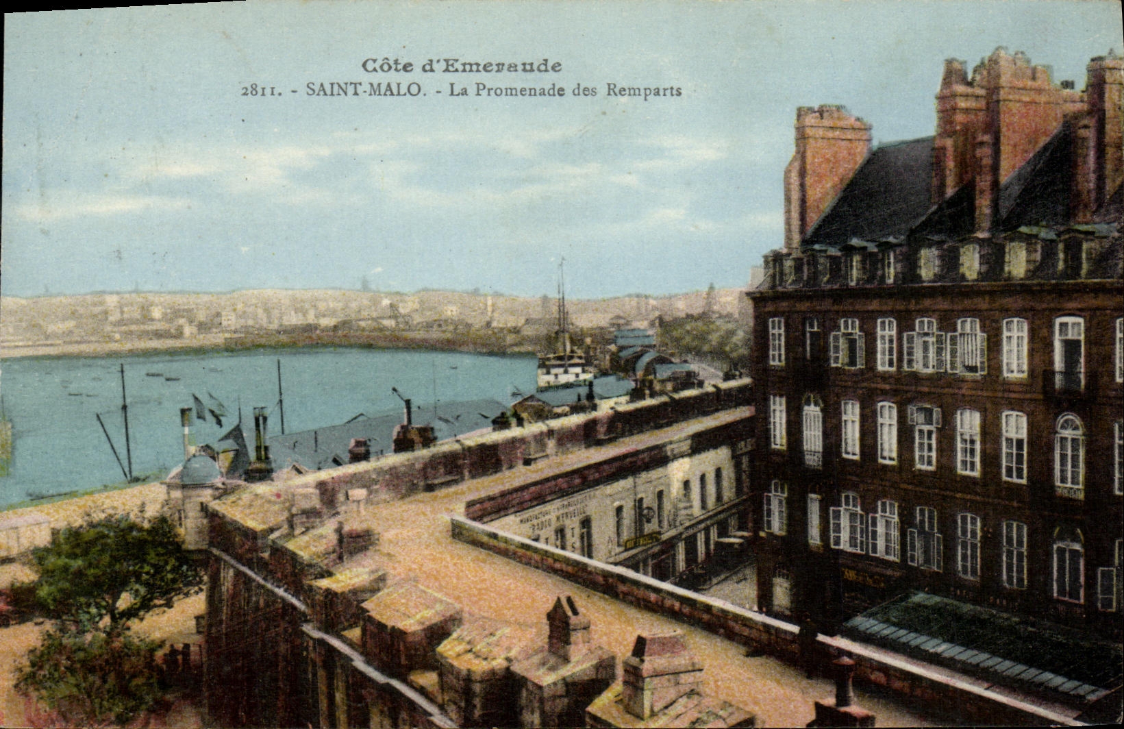 CPA Saint Malo La Promenade des Remparts