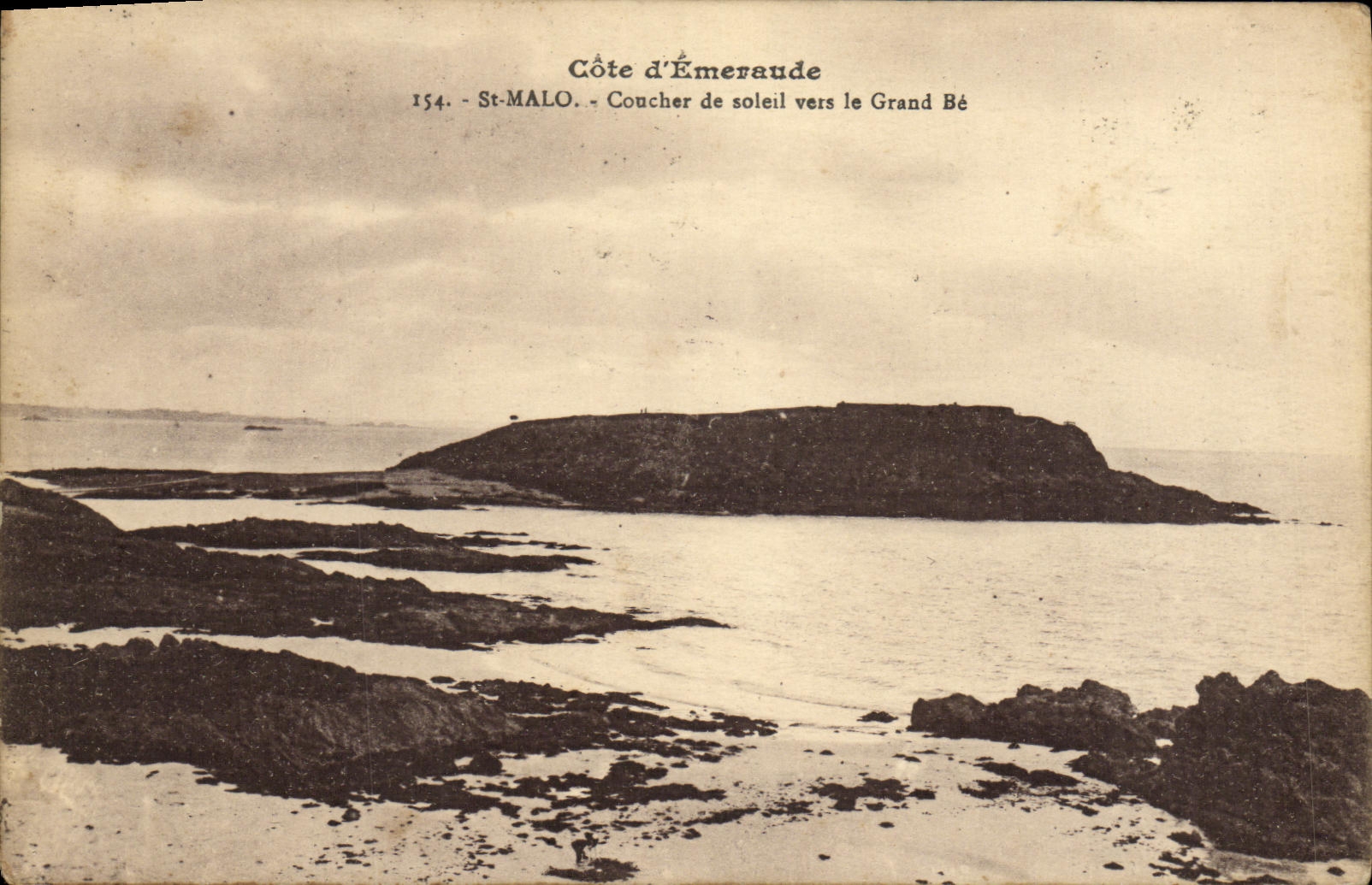 VINTAGE POSTCARD St Malo Sunset towards the Large Bey