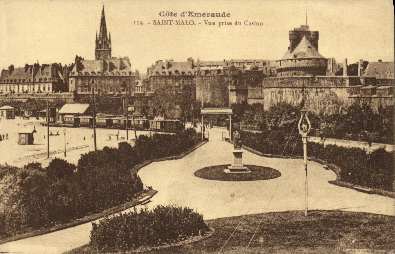 CPA Saint Malo Vue prise du Casino Train