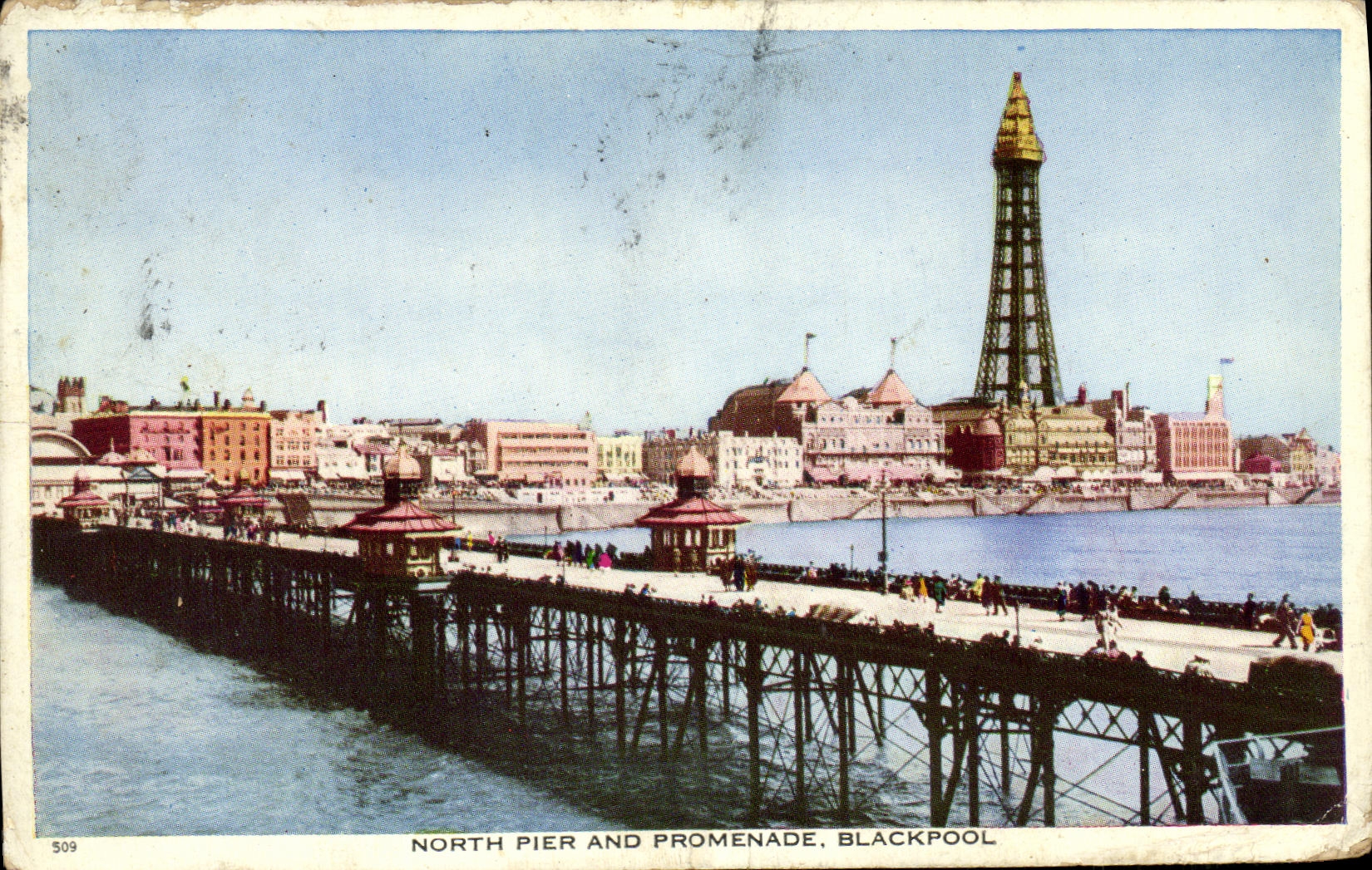 VINTAGE POSTCARD North Pier and Blackpool Walk