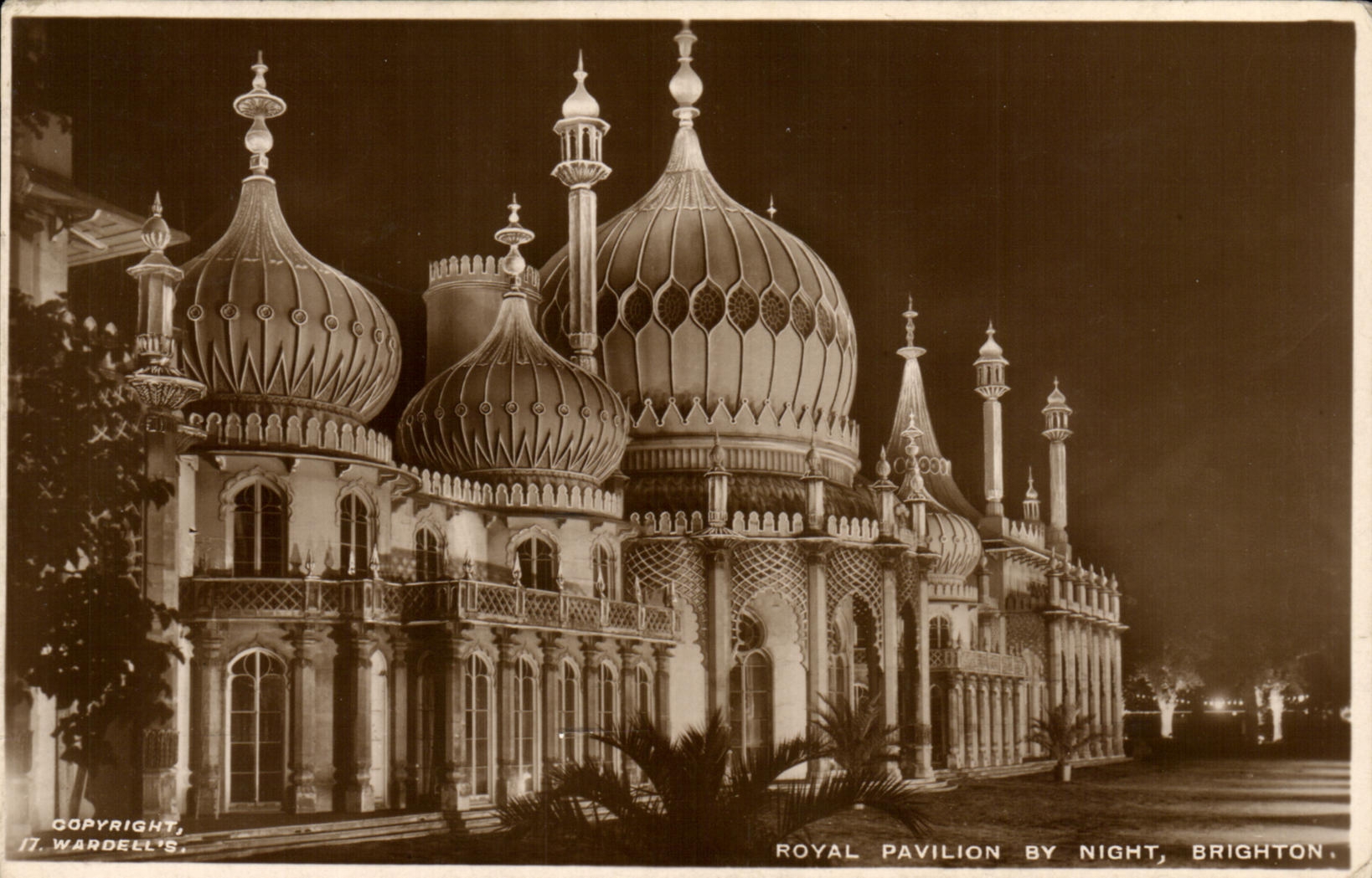 VINTAGE POSTCARD Royal Pavilion by Night Brighton