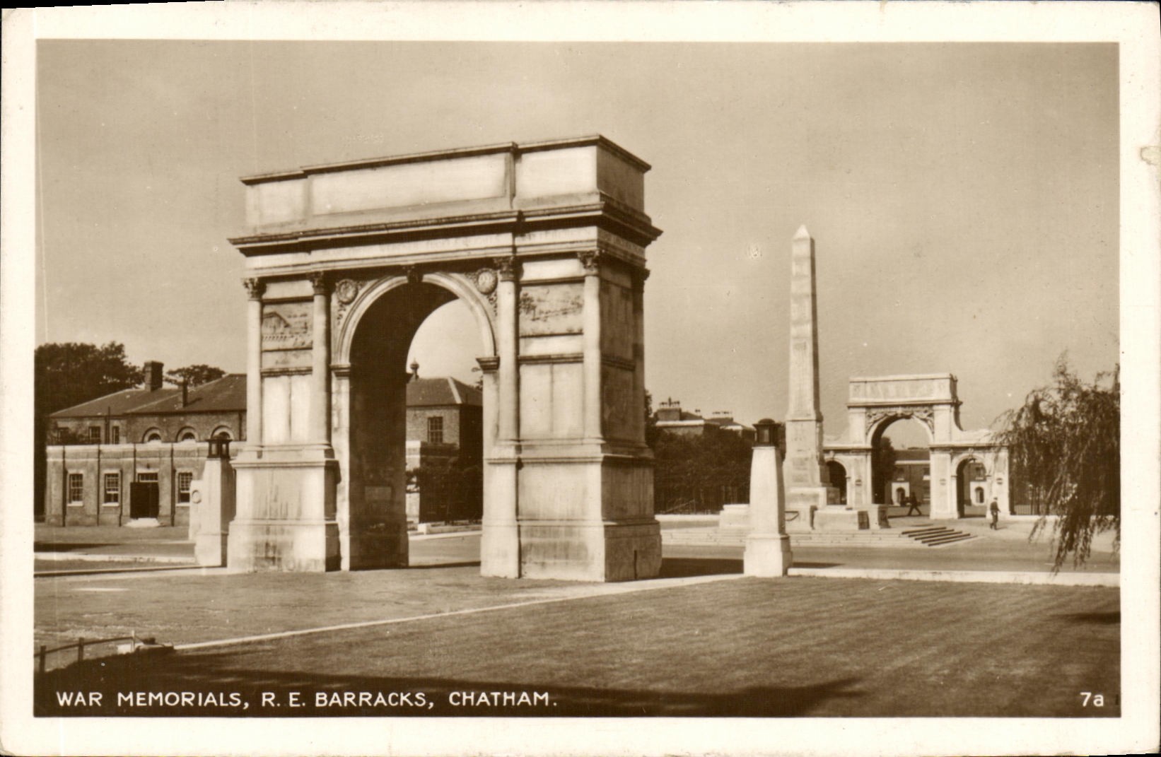 VINTAGE POSTCARD War Memorial RE Barracks Chatham