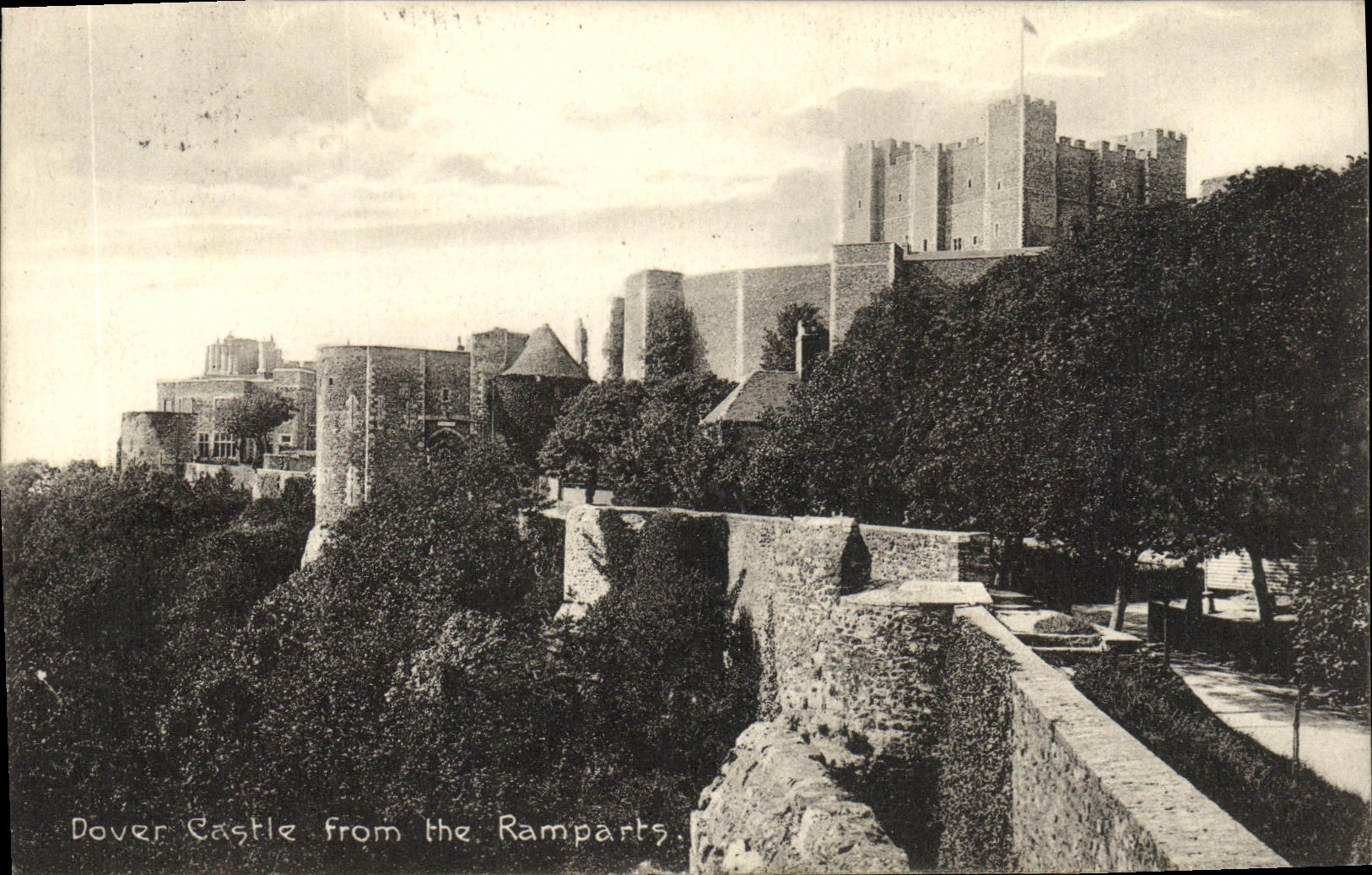 VINTAGE POSTCARD Dover Castle From The Ramparts