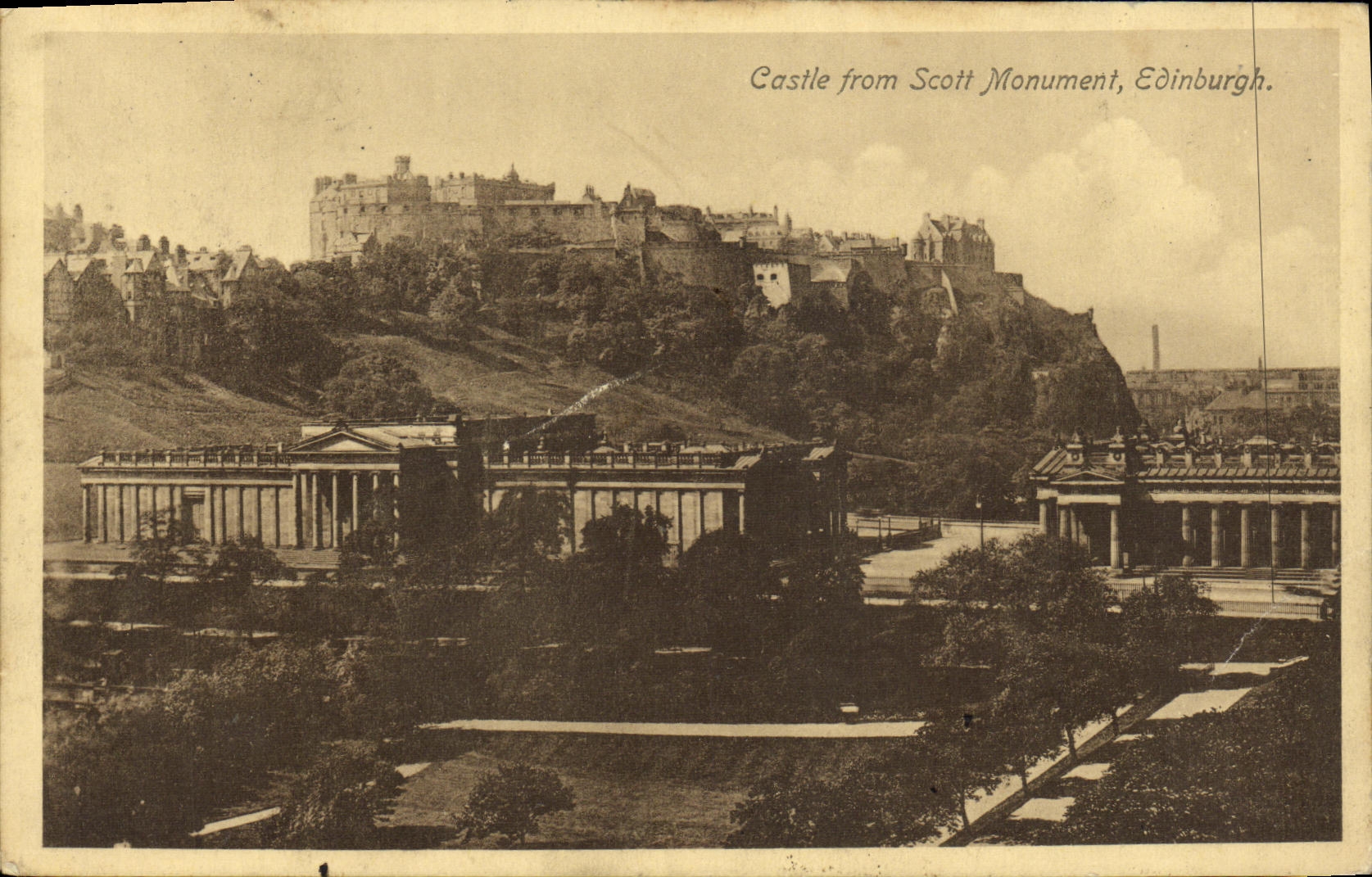 VINTAGE POSTCARD Edinburgh Castle from Scott monument