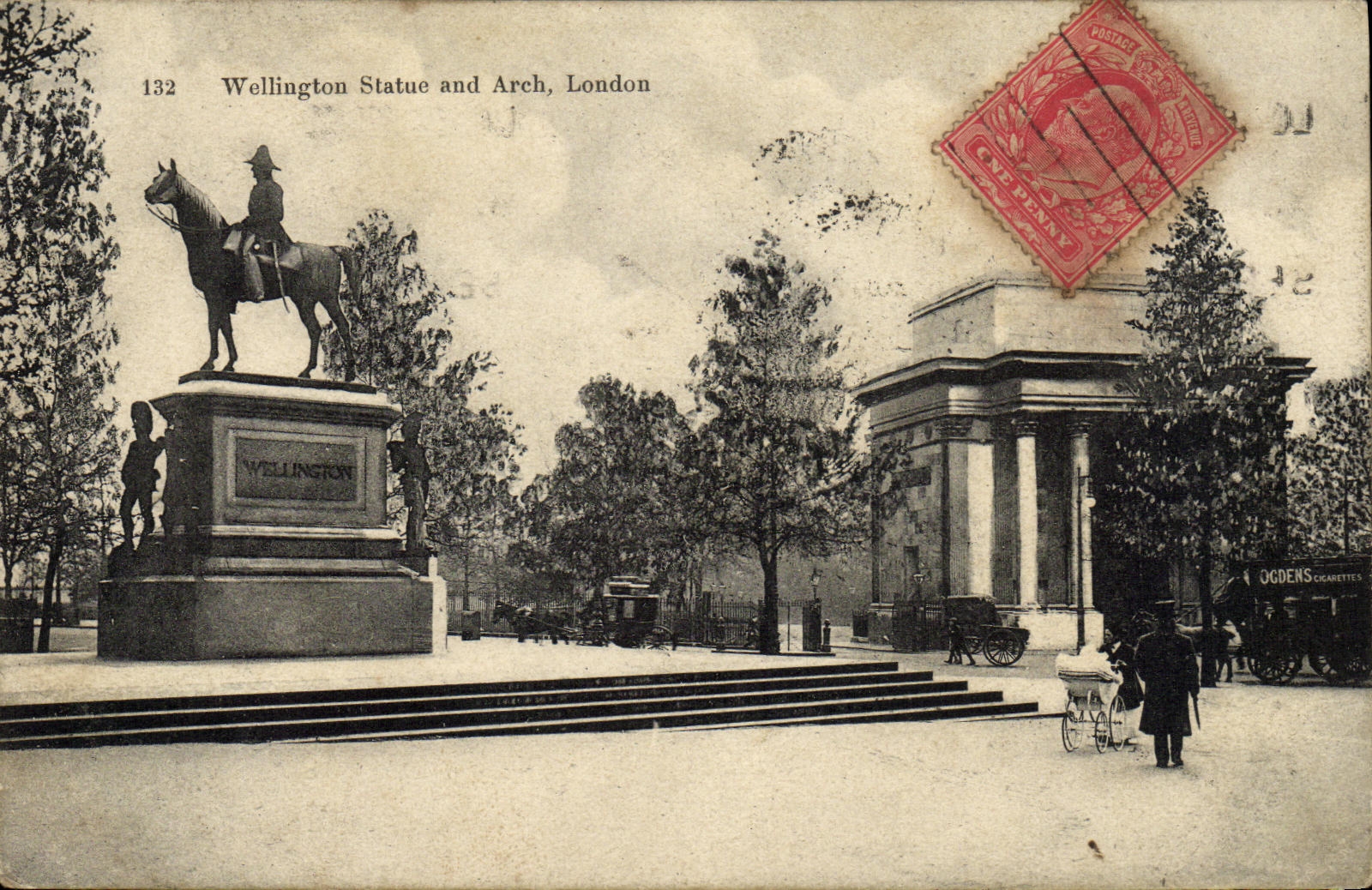 VINTAGE POSTCARD London Wellington rules and arch