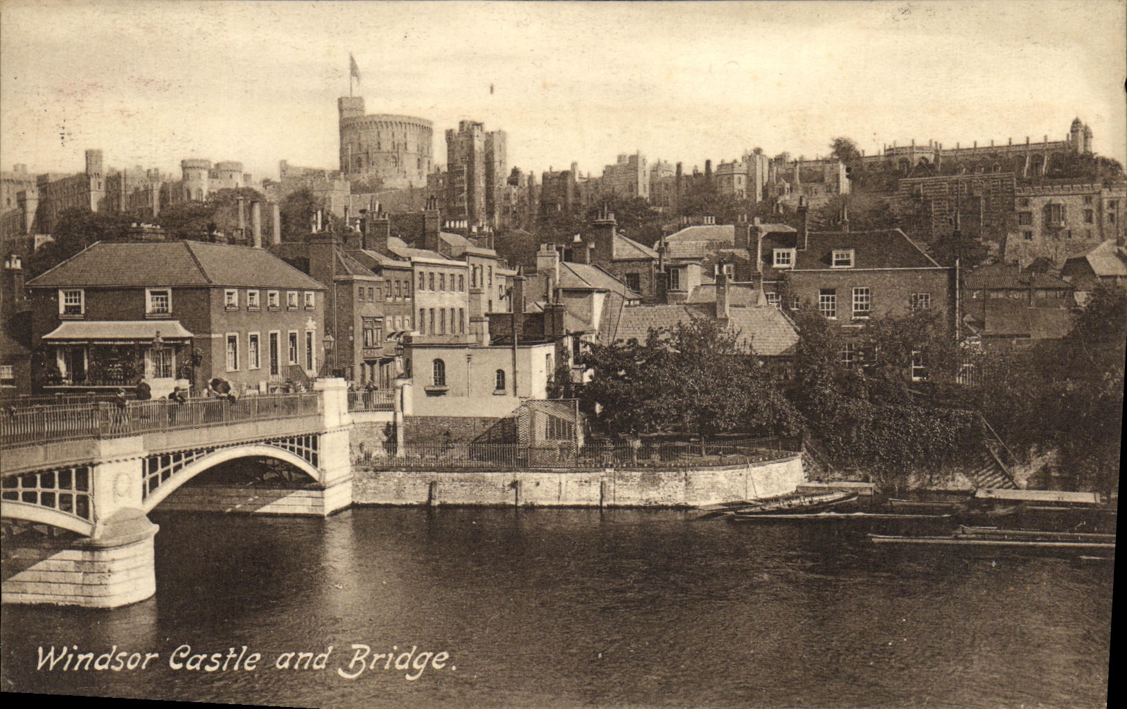 CPA London Windsor Castle And Bridge