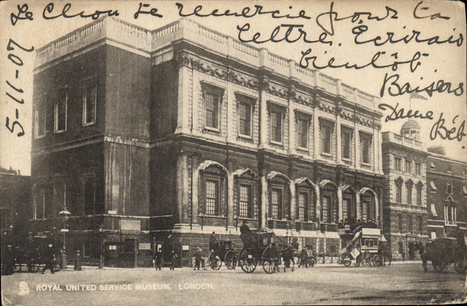 VINTAGE POSTCARD Royal London United Service Museum