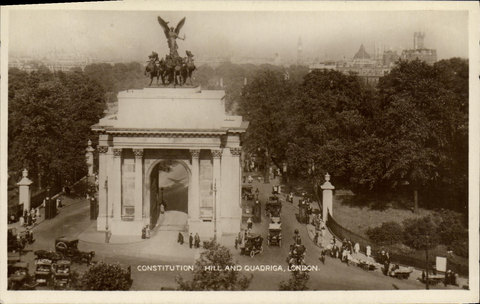 CPA London Constitution Hill And Quadriga