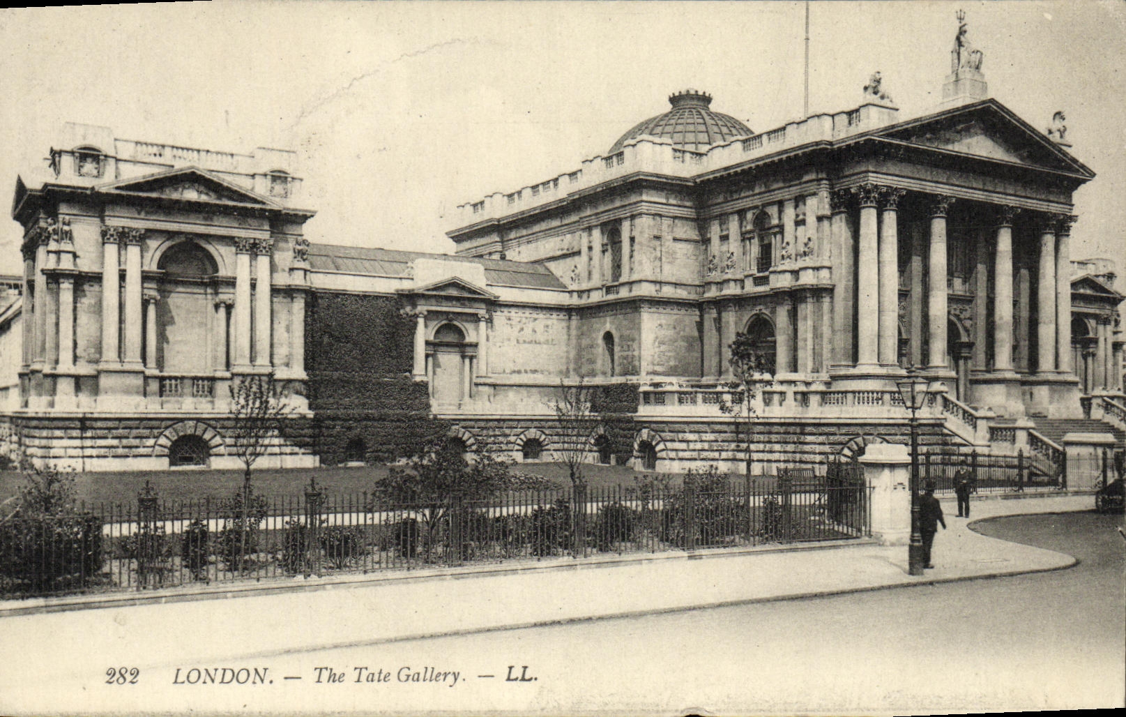 VINTAGE POSTCARD London The Touches Gallery