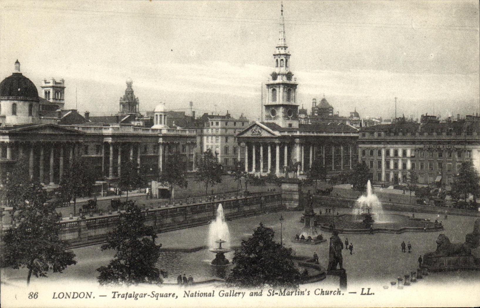 CPA London Trafaigar Square National Gallery and St Martin s church