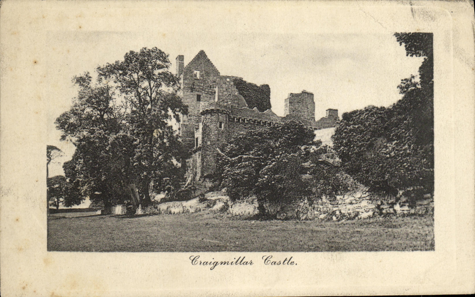 Castillo de Craigmillar de la POSTAL de la VENDIMIA