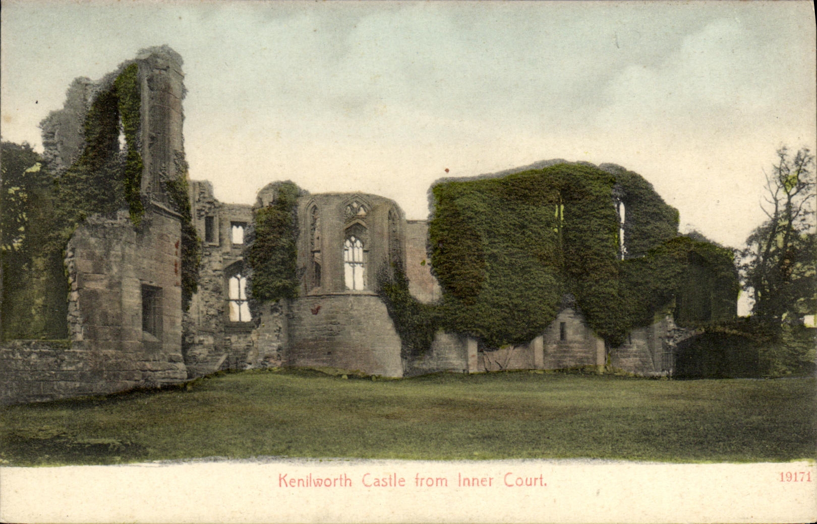 Castillo de Kenilworth de la POSTAL de la VENDIMIA del cortocircuito interno