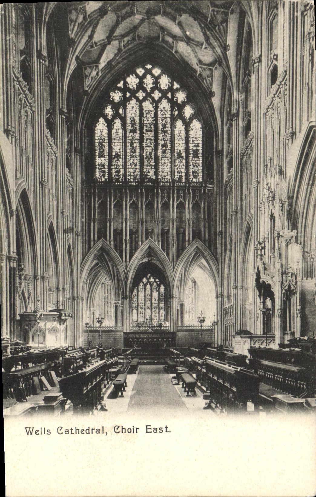 VINTAGE POSTCARD Wells Cathedral Choir East