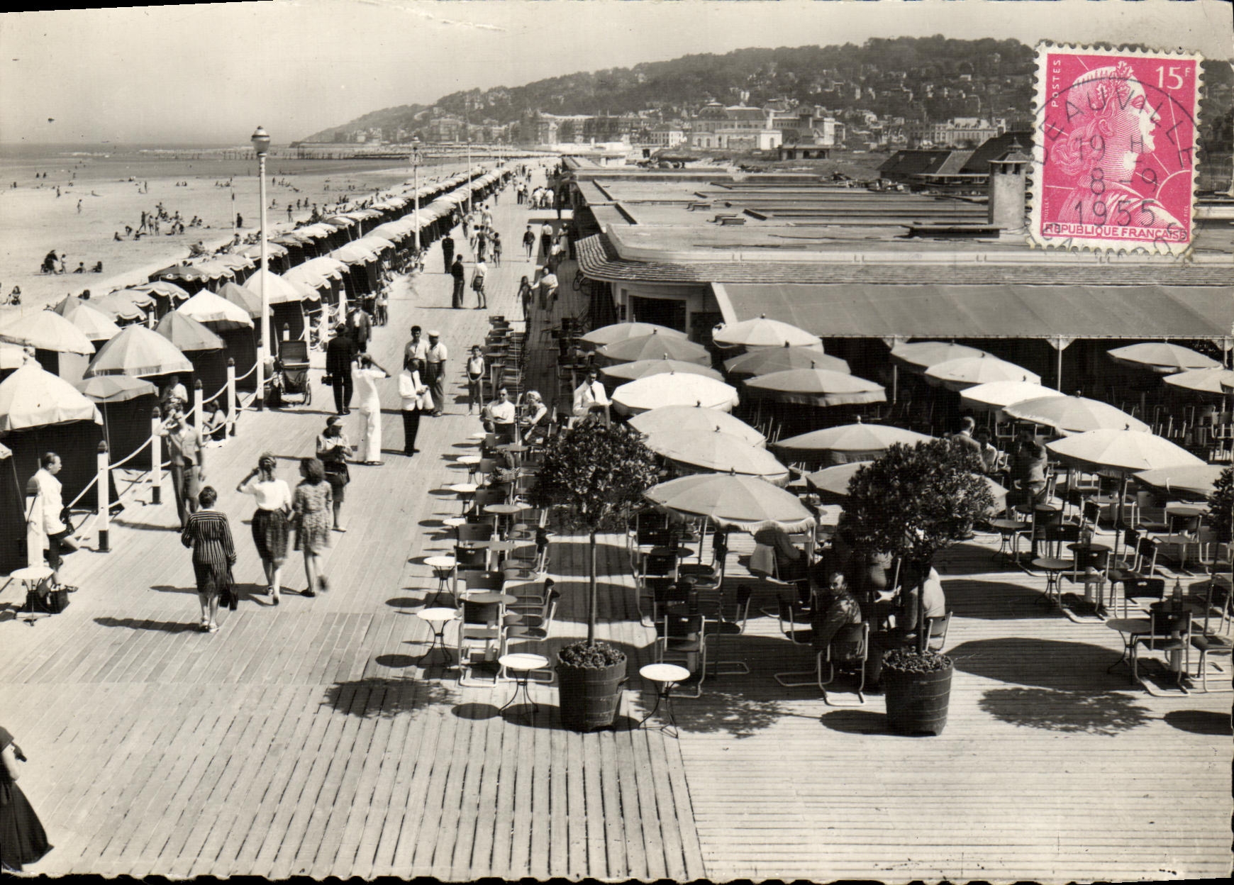 MODERN CARD Deauville the Bar of the Sun and Boards