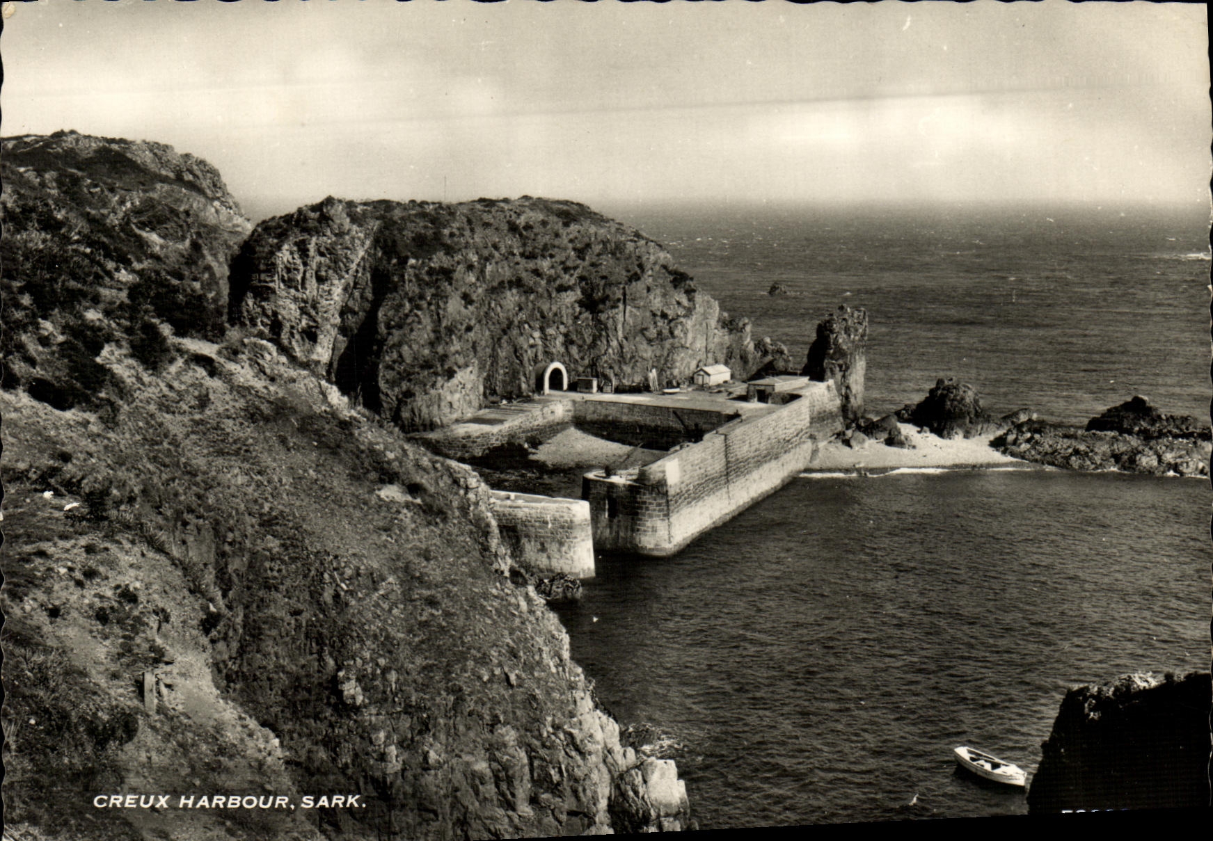 MODERN CARD Hollow Harbor Sark