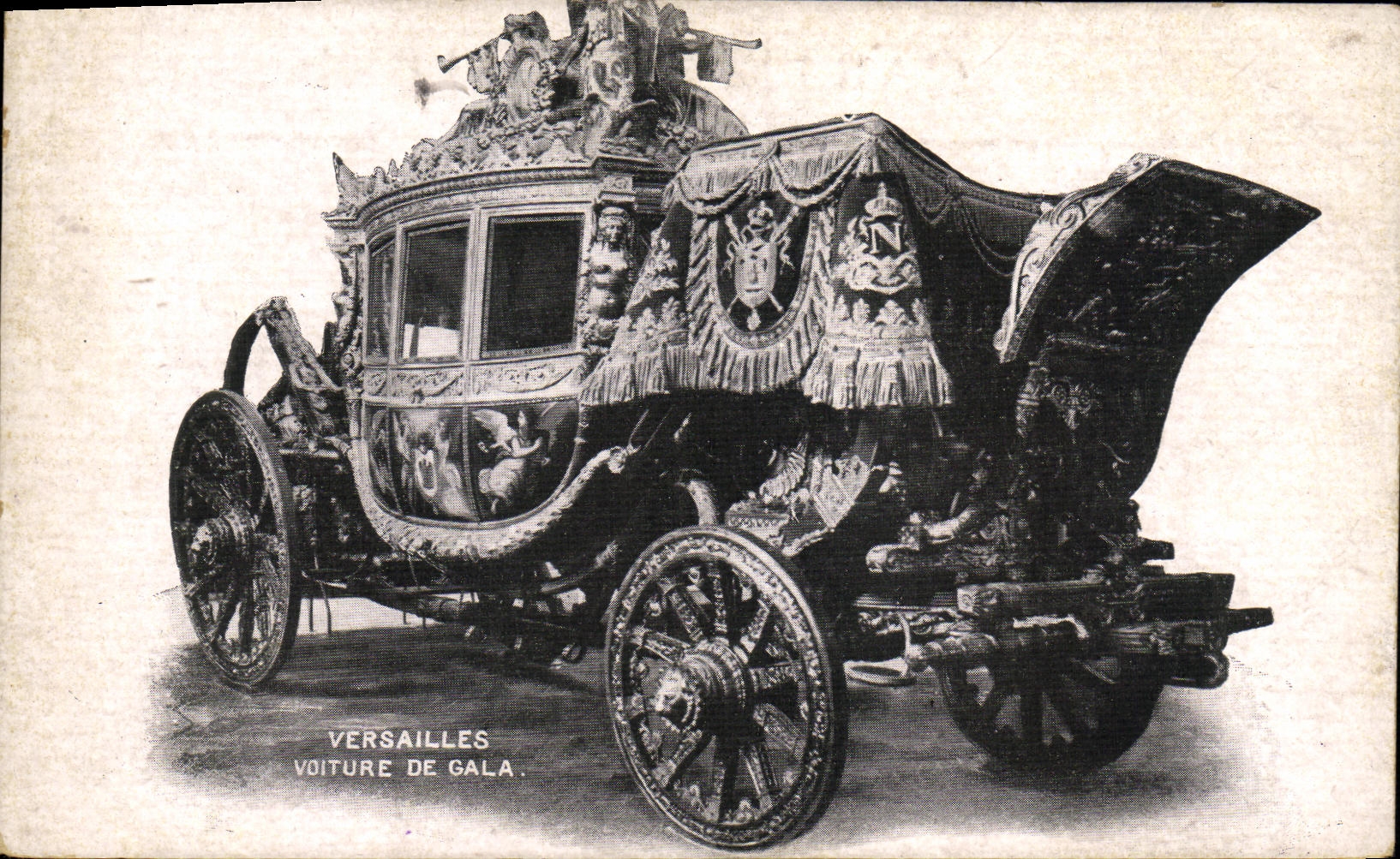 CPA Versailles Voiture De Gala