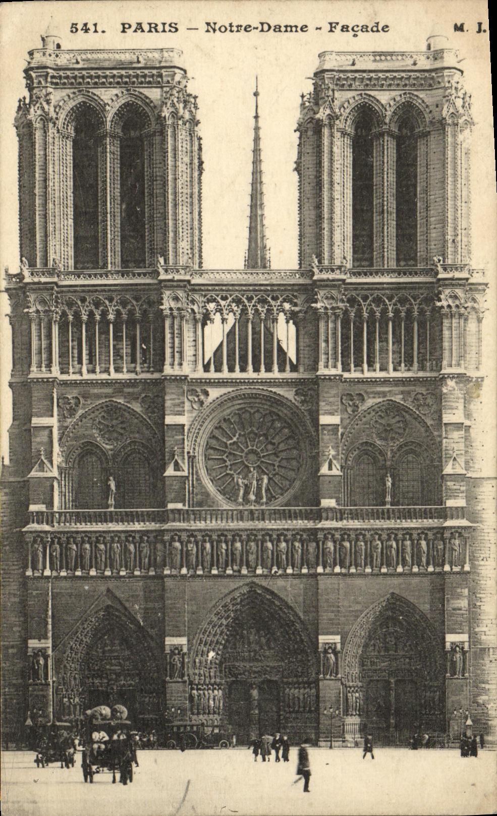 CPA Paris Eglise Notre Dame La Facade