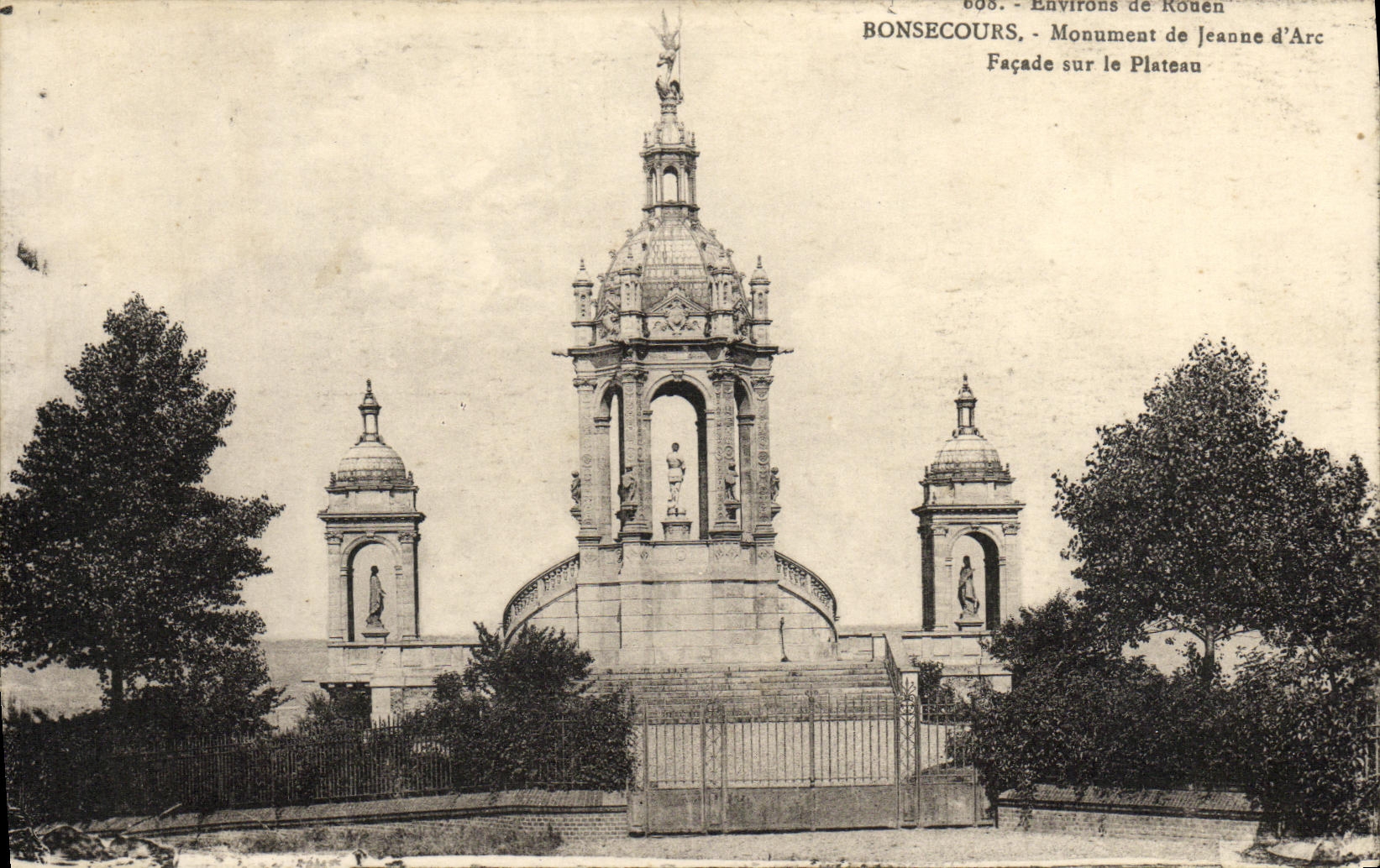 VINTAGE POSTCARD Bonsecours Monument of Jeaune D Arc Frontage on the Plate