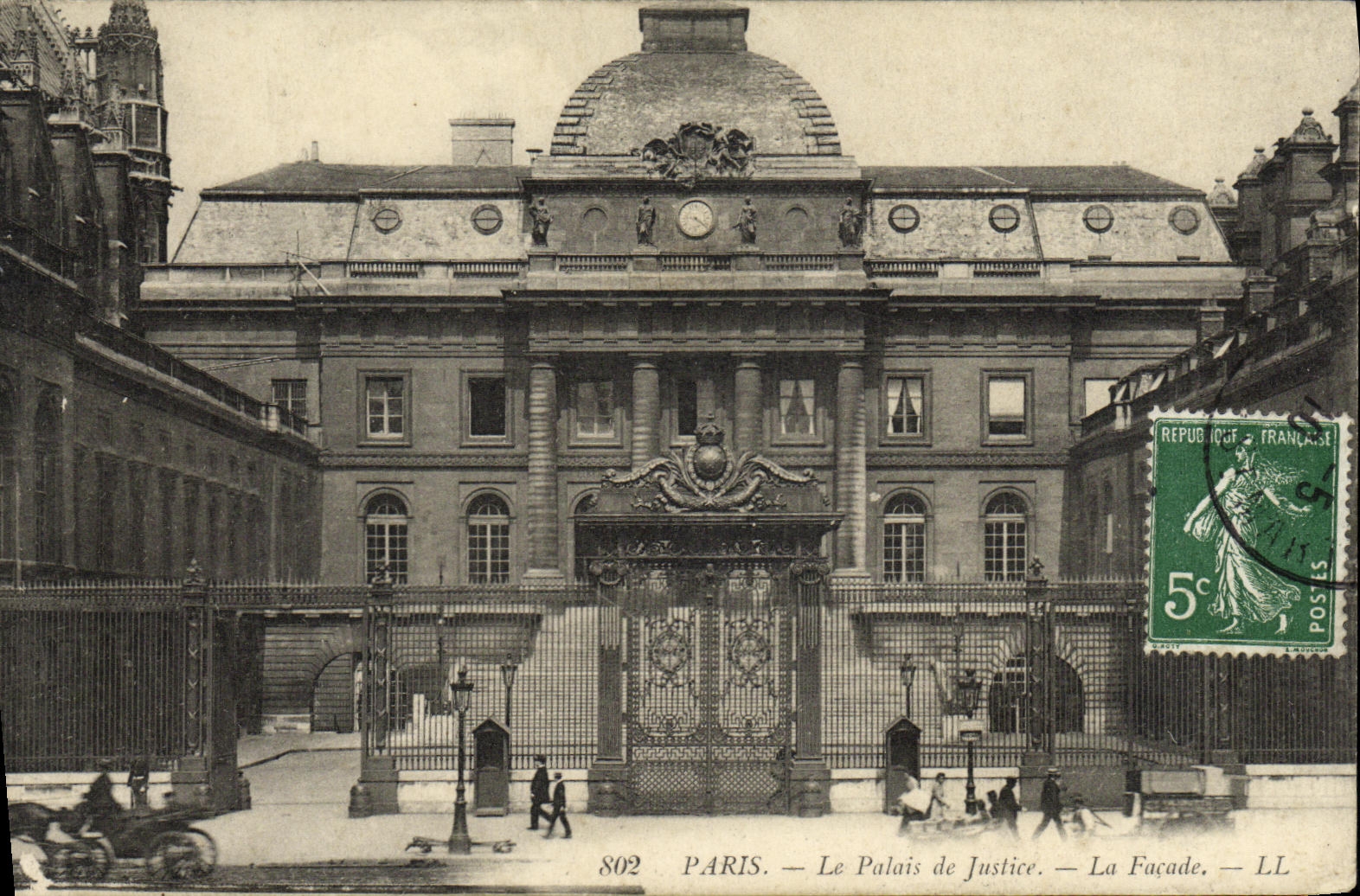CPA Paris Le Palais de Justice La Facade