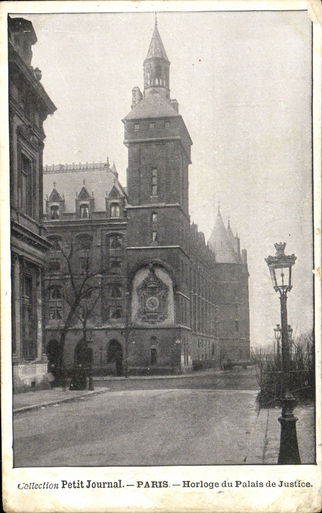 CPA Collection Petit Journal Paris Horolge du Palais de Justice