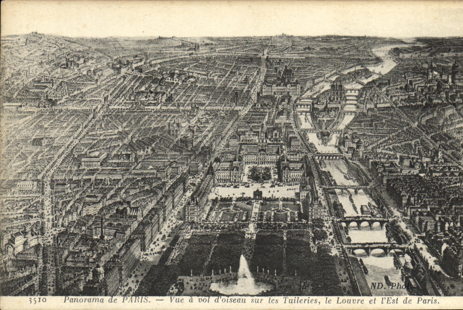 CPA Panorama de Paris vue vol d oiseau sur les Tuileries le Louvre et l Est de Paris