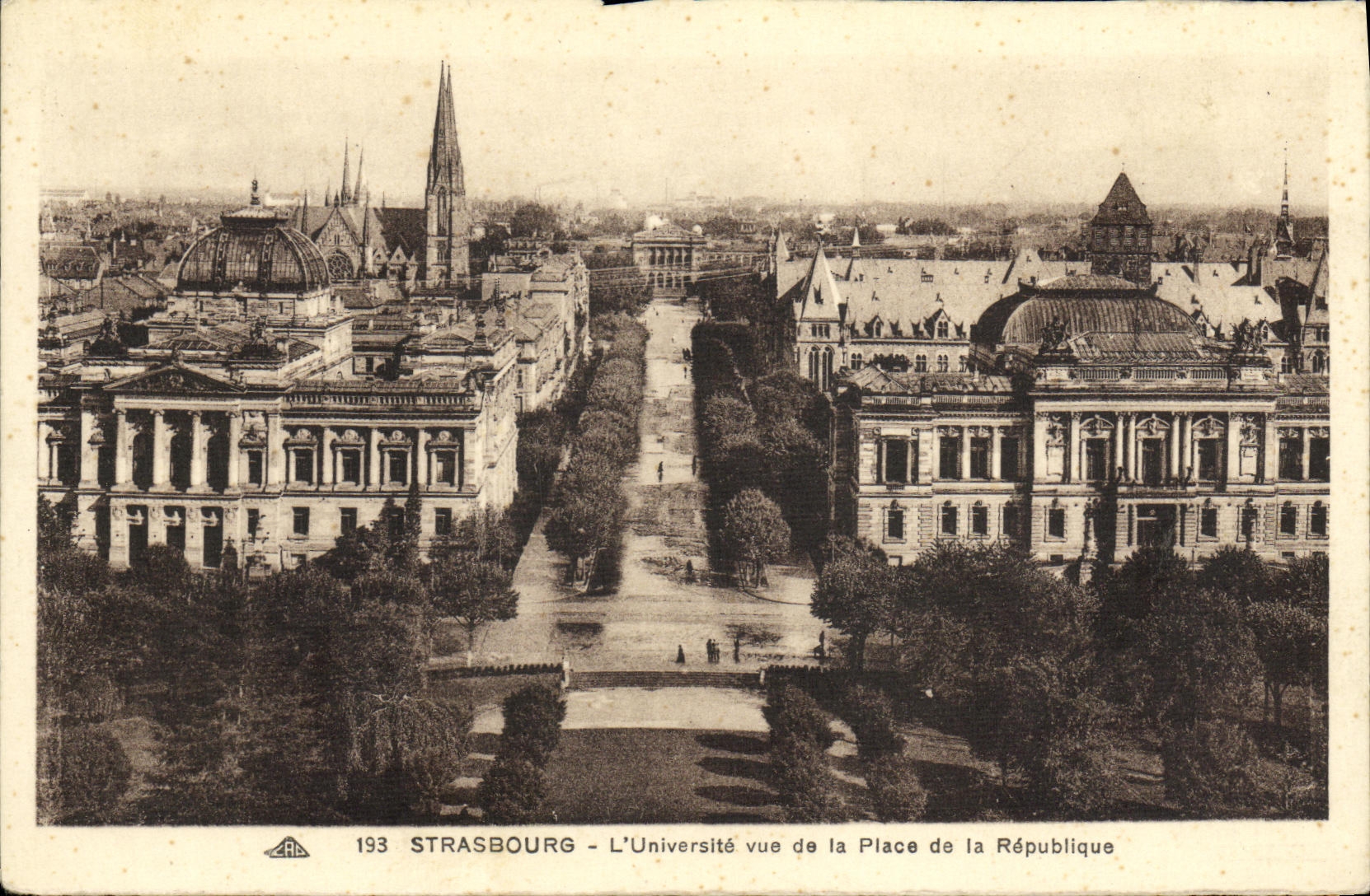 VINTAGE POSTCARD Strasbourg L University seen of the Place of the Republic