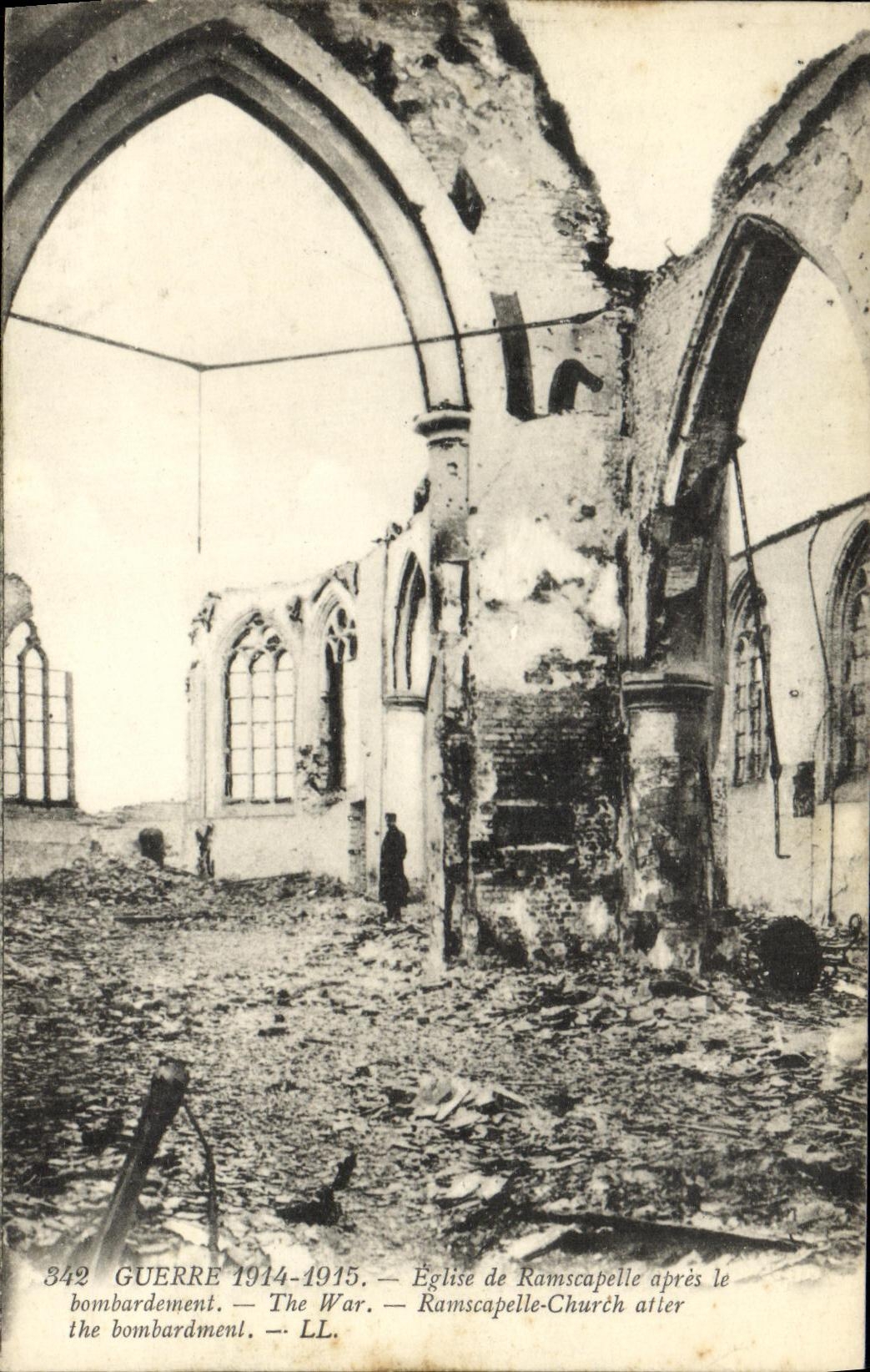 VINTAGE POSTCARD the War Church of Ramscapelle after the Militaria bombardment
