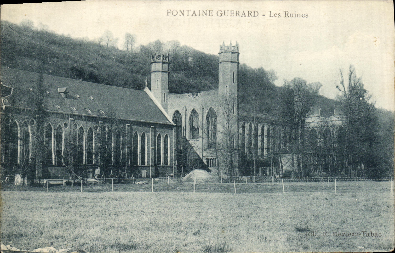 CPA Fontaine Guerard Les Ruines