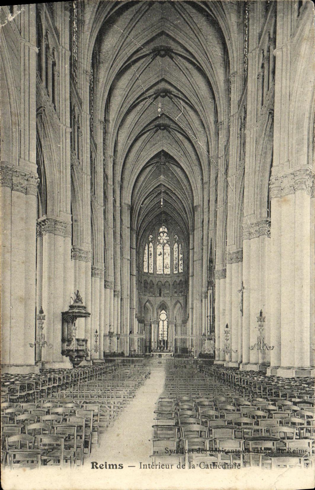 CPA Reims Interieur de la Cathedrale