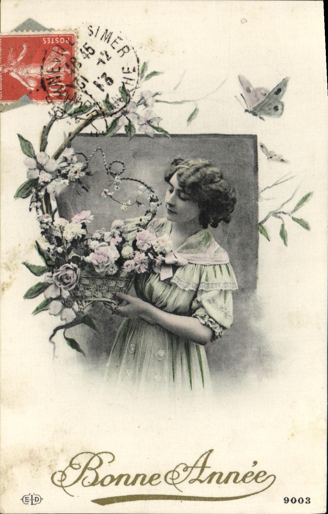 CPA Bonne Annee Femme Papillon