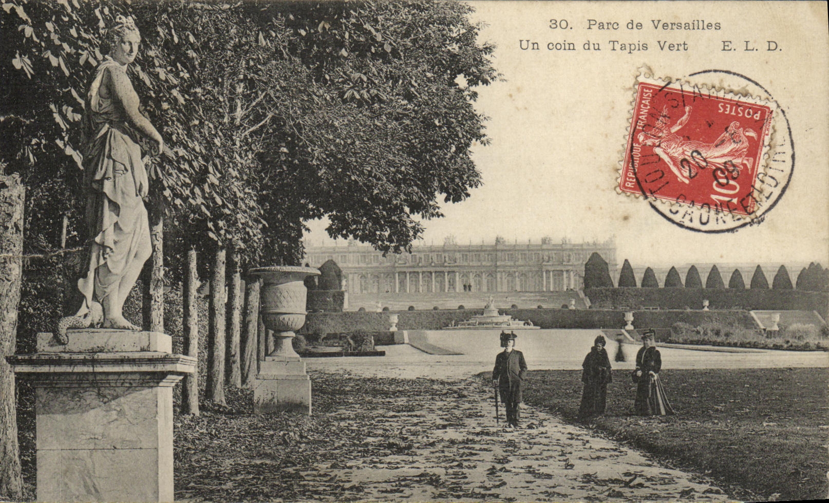 CPA Parc de Versailles Un coin du Tapis Vert