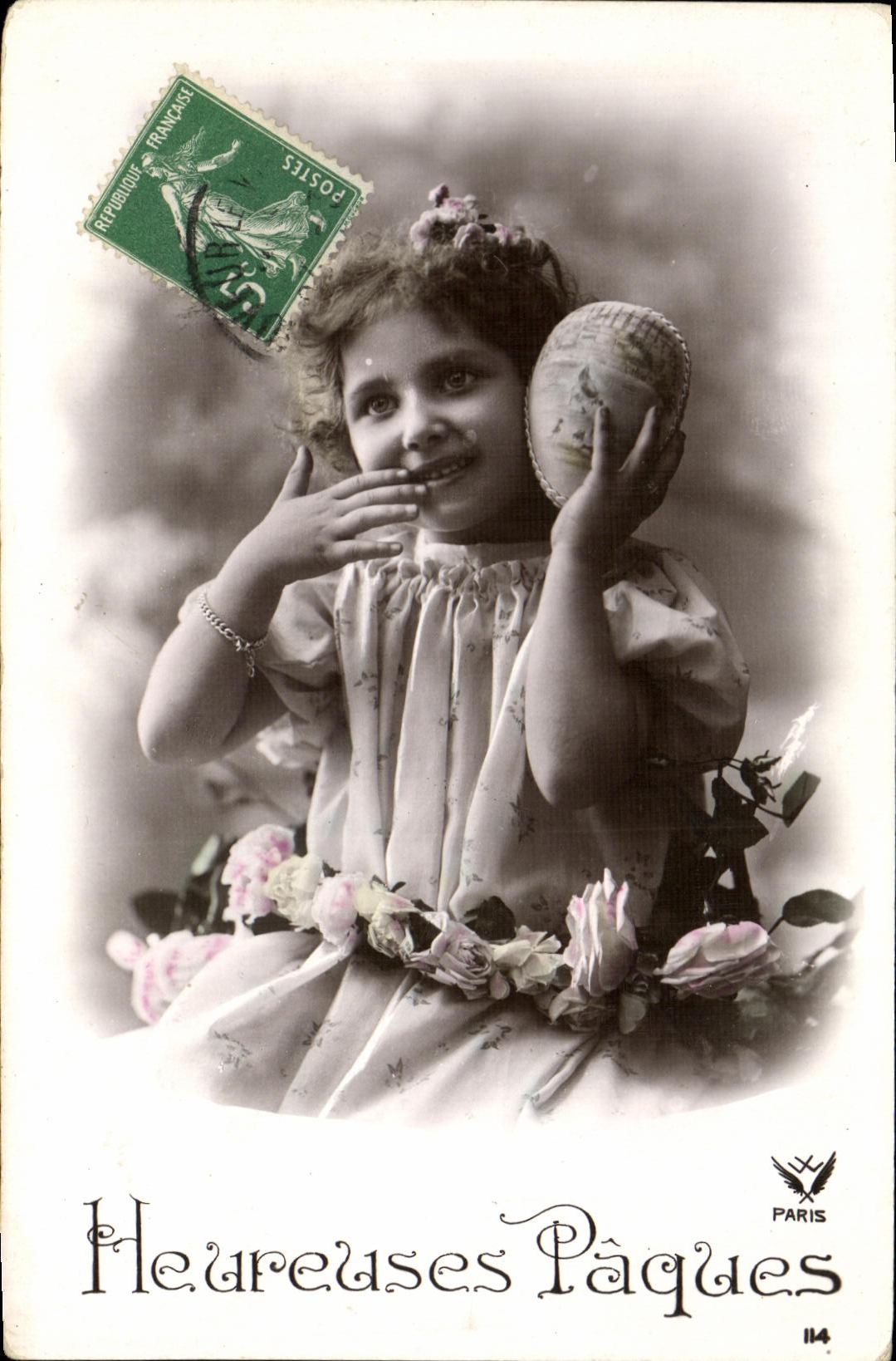 CPA Heureuses Paques Enfant