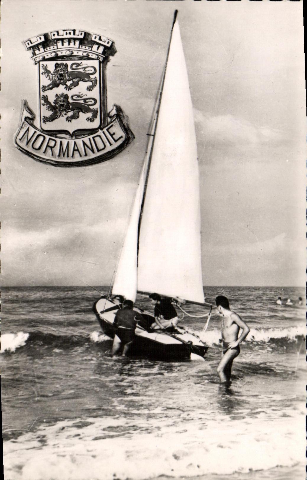 MODERN CARD Normandy the Water sport on the Dimension Lion Boat